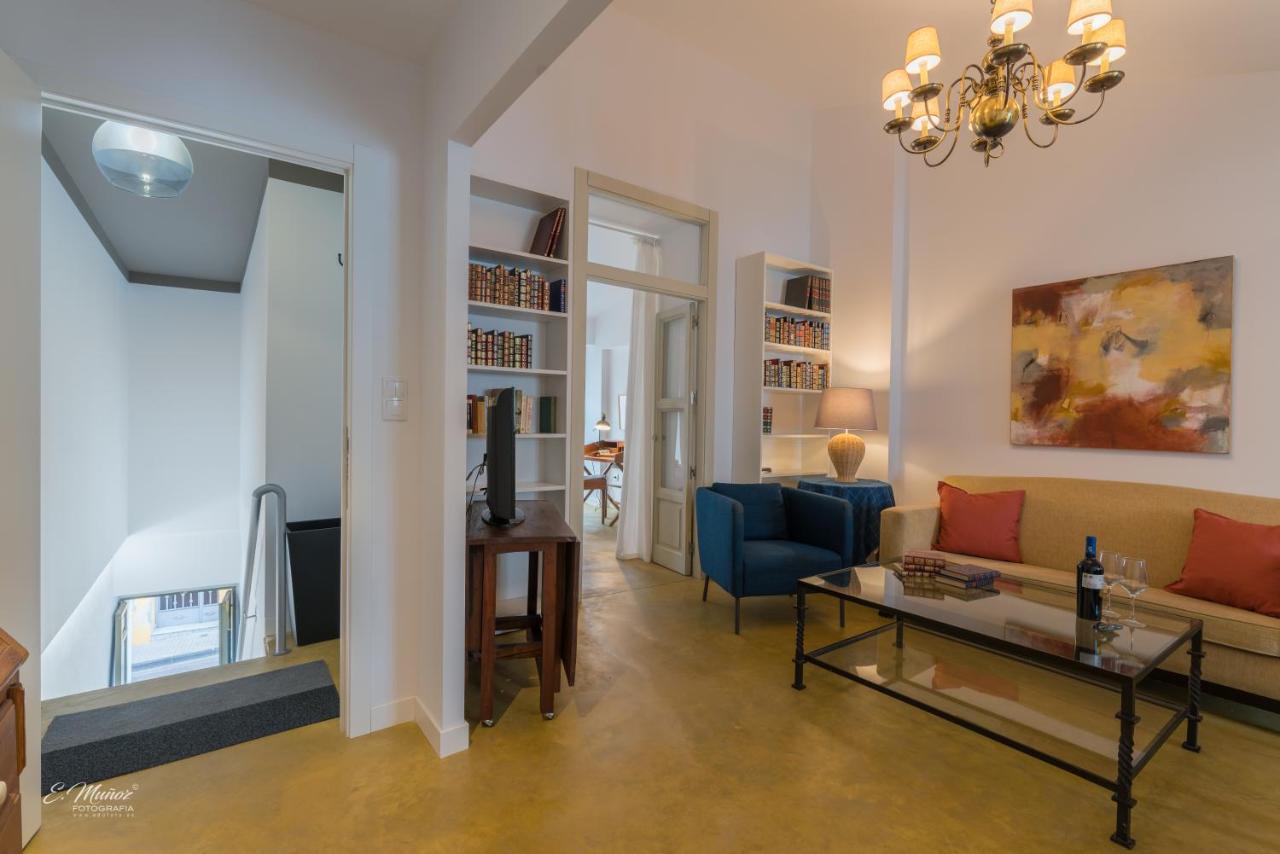 Apartamentos Tibula Museo เมรีดา ภายนอก รูปภาพ